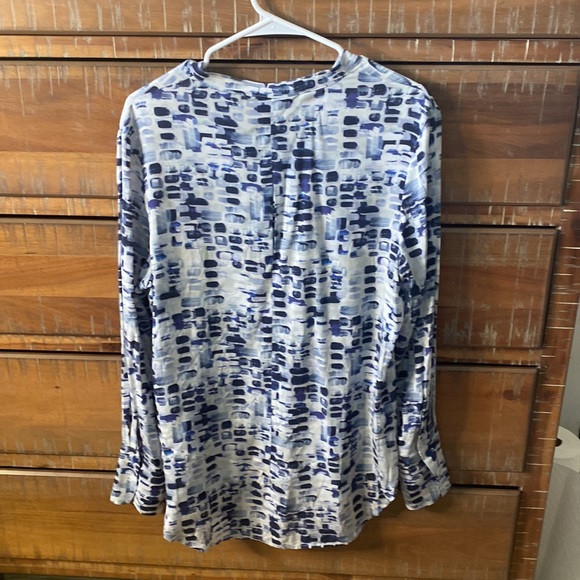 Blue Long sleeve button up blouse - Picture 4 of 5